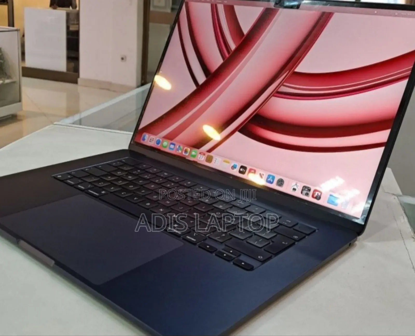 New Laptop Apple MacBook Air 2022 M2 8GB Apple M2 SSD 512GB