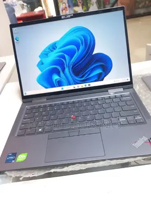 Photo - New Laptop Lenovo ThinkPad Yoga 32GB Intel Core I7 SSD 1T