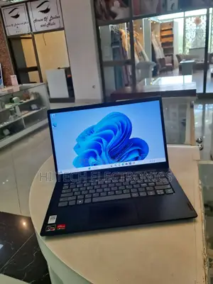 Photo - New Laptop Lenovo Ideapad 3 8GB AMD Ryzen 3 SSD 256GB