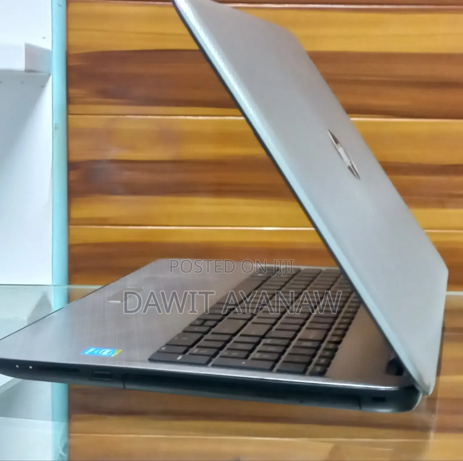 New Laptop HP Stream Notebook 8GB Intel Core I5 HDD 1T