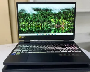 Photo - New Laptop Acer 16GB Intel Core I7 SSD 512GB