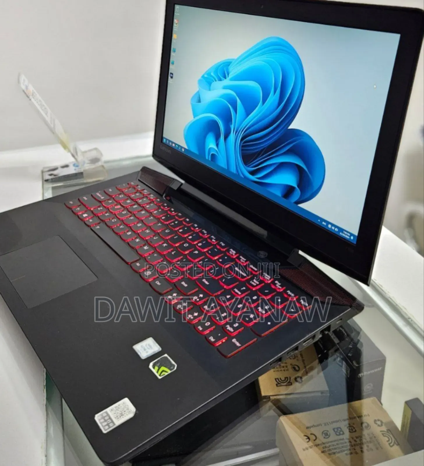 New Laptop Lenovo 8GB Intel Core I5 HDD+SSD 128GB