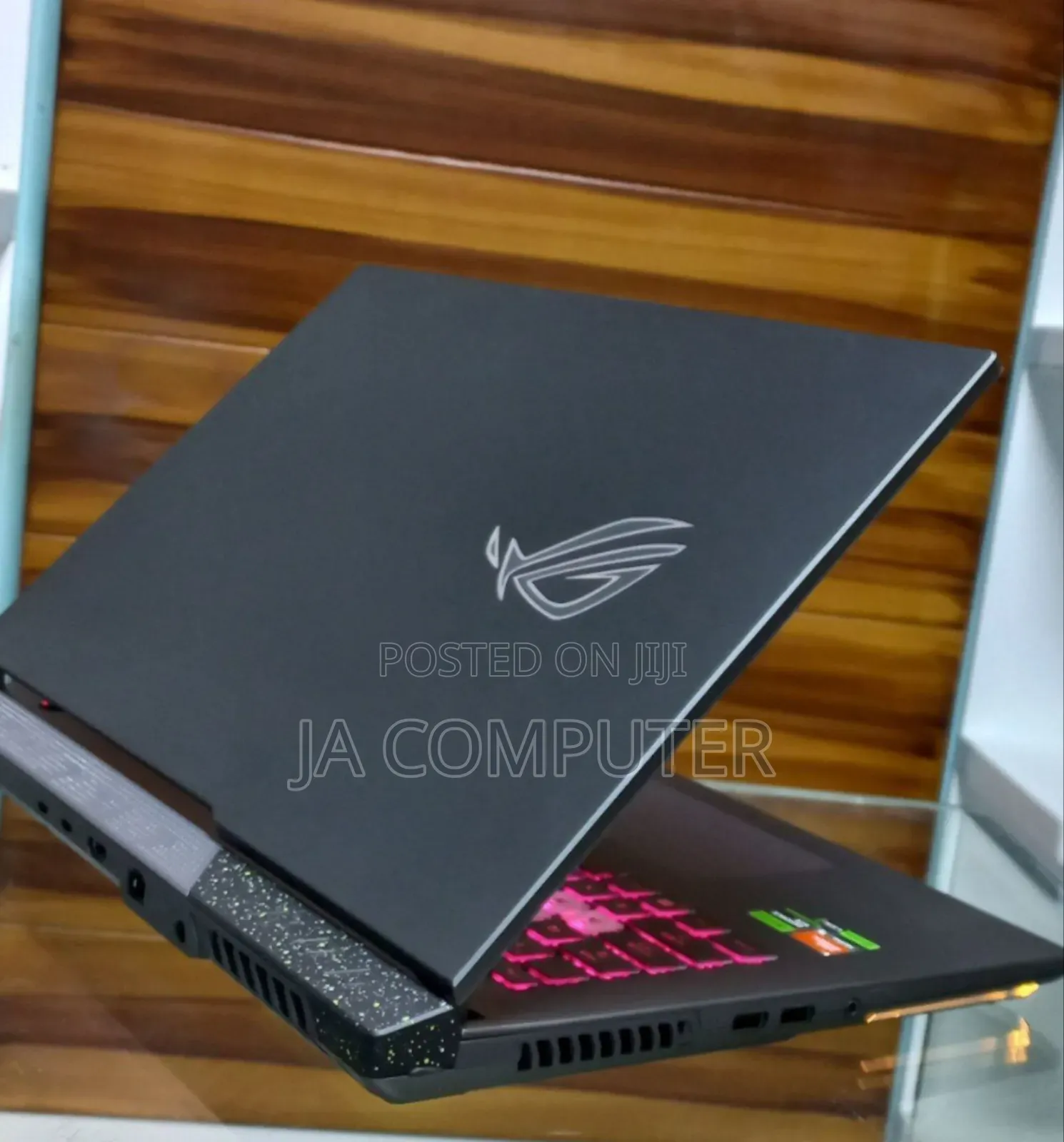 New Laptop Asus ROG Strix G17 16GB AMD Ryzen 9 SSD 1T