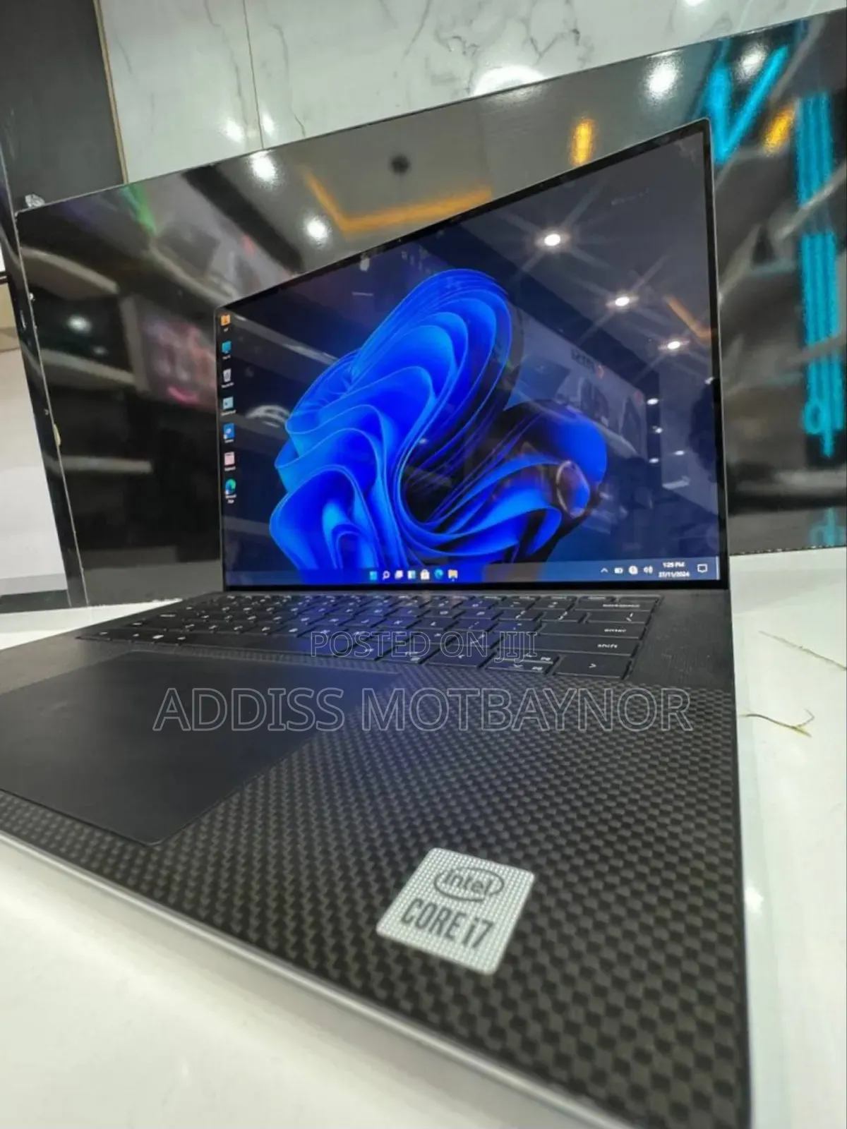 New Laptop Dell XPS 15 32GB Intel Core I7 SSD 512GB