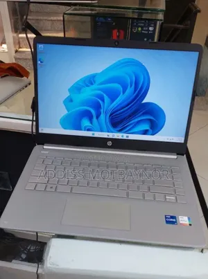 New Laptop HP Stream Notebook 16GB Intel Core I7 SSD 512GB