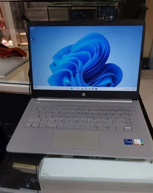 New Laptop HP Stream Notebook 16GB Intel Core I7 SSD 512GB