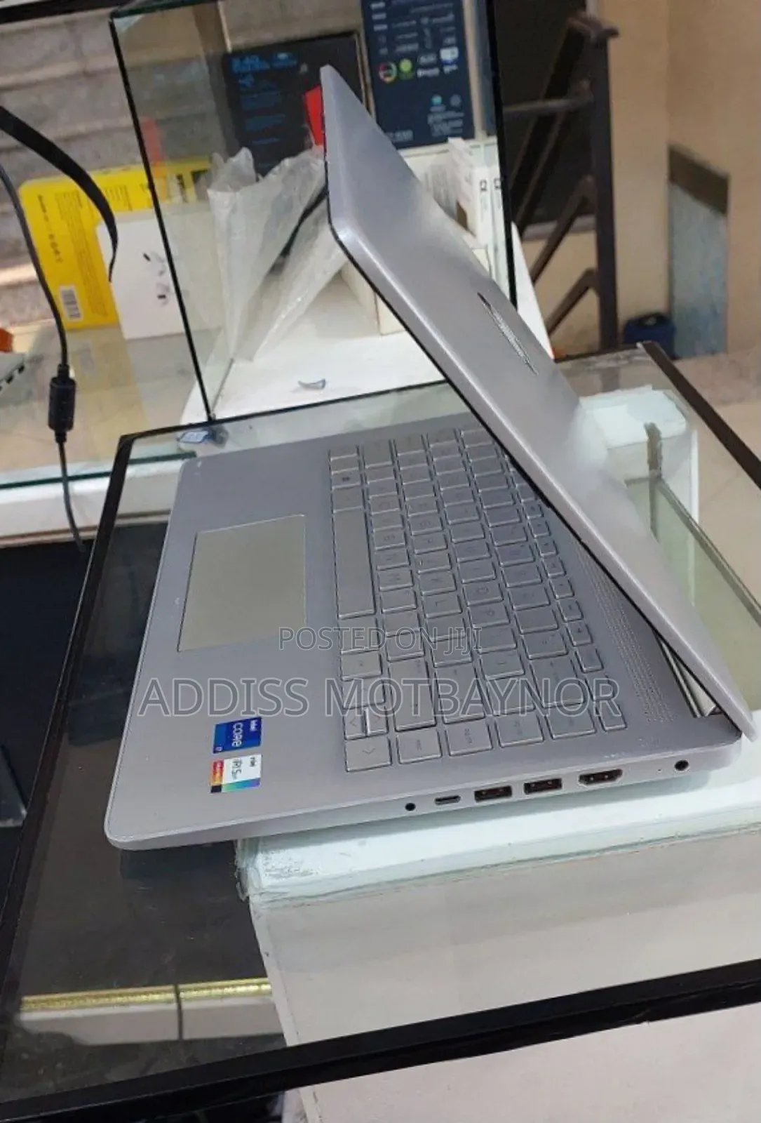 New Laptop HP Stream Notebook 16GB Intel Core I7 SSD 512GB