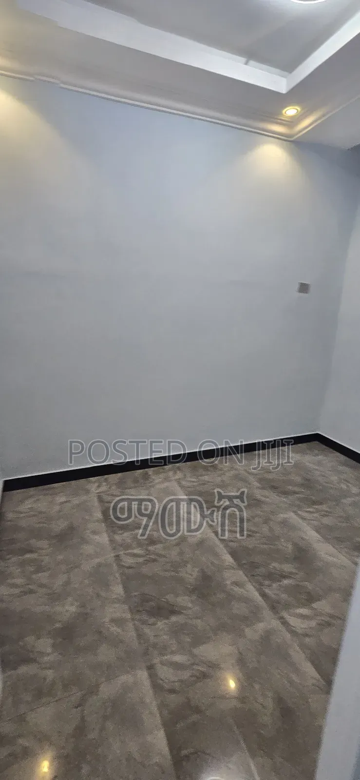 Furnished 3bdrm Condo in አያት መሪ 40/60, Bole for sale