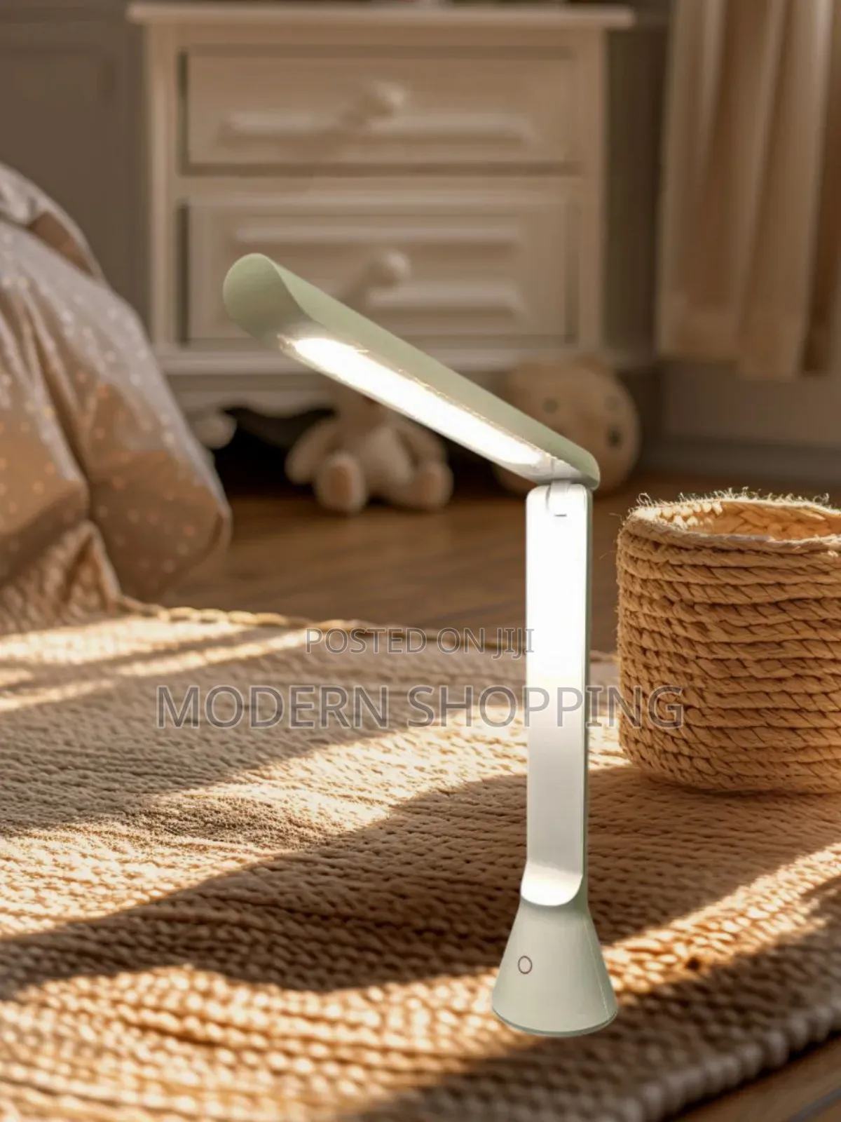 Lightweight and Rechargeable Huawei Table Lamp for Home