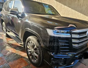 Toyota Land Cruiser 2023 Black