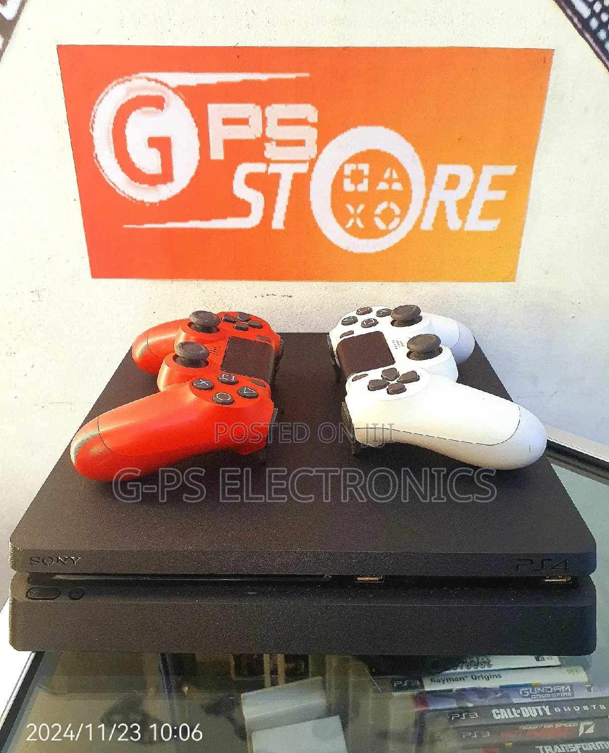 Ps 4 Slim ከዋስትና ጋር