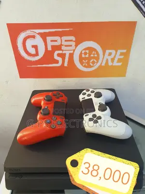 Ps 4 Slim ከዋስትና ጋር