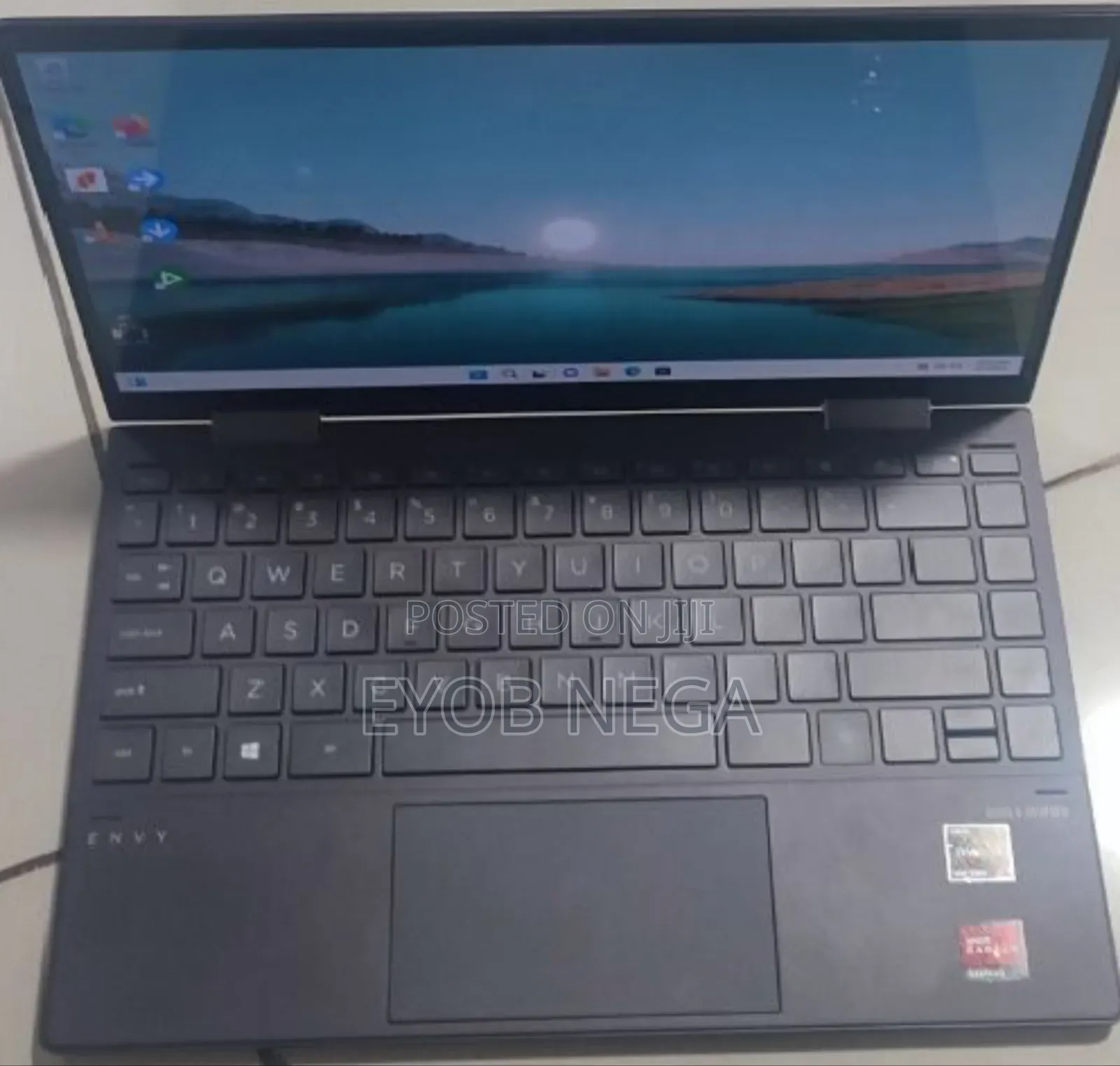 New Laptop HP Envy 15 8GB AMD Ryzen 5 SSD 256GB
