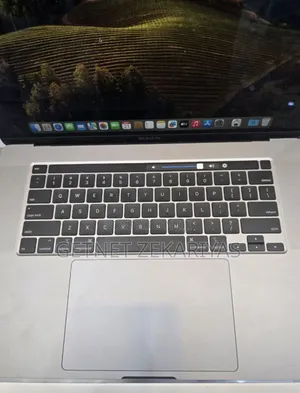 New Laptop Apple MacBook Pro 2019 32GB Intel Core I9 SSD 1T