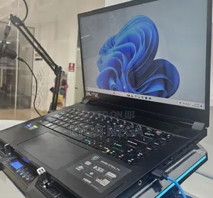 New Laptop MSI GS66 Stealth 10SGS 16GB Intel Core I7 SSD 1T