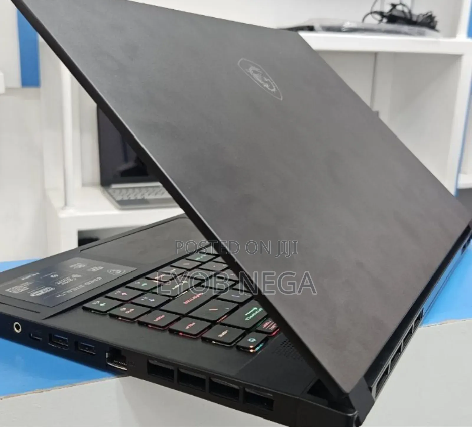 New Laptop MSI GS66 Stealth 10SGS 16GB Intel Core I7 SSD 1T