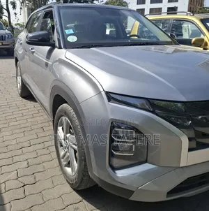 Hyundai Creta 2023 Silver