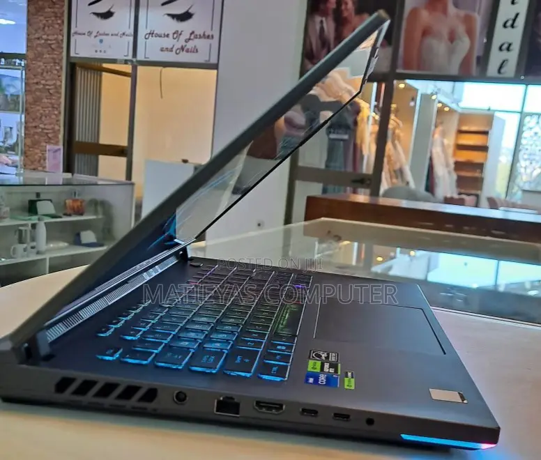 New Laptop Lenovo Legion 7 24GB Intel Core I7 SSD 1T