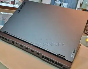 New Laptop Lenovo Legion 7 24GB Intel Core I7 SSD 1T