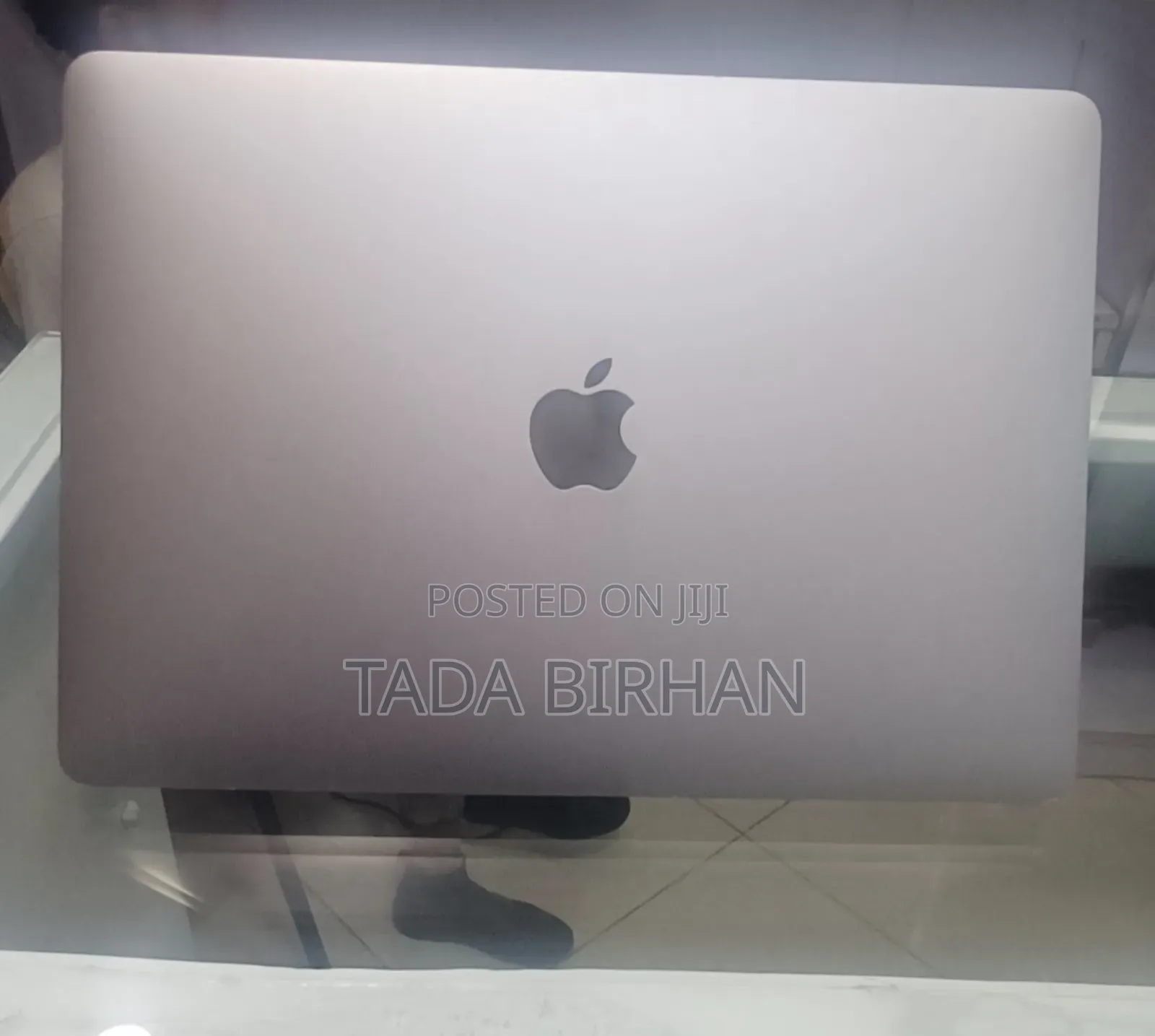 New Laptop Apple MacBook Pro M1 8GB Apple M1 Pro SSD 256GB