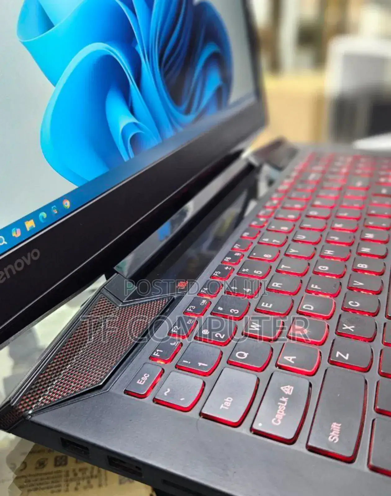 New Laptop Lenovo 8GB Intel Core I5 HDD+SSD 1T