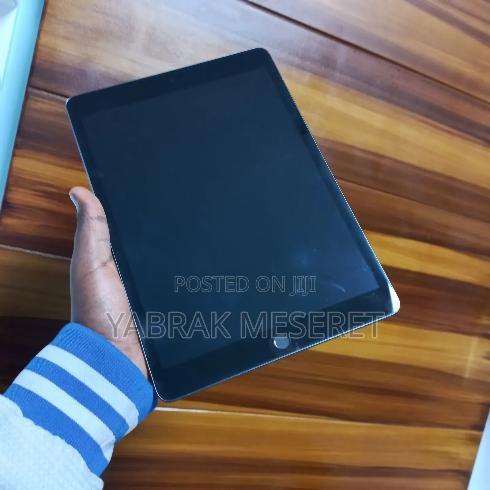 New Apple iPad (2022) 64 GB Silver