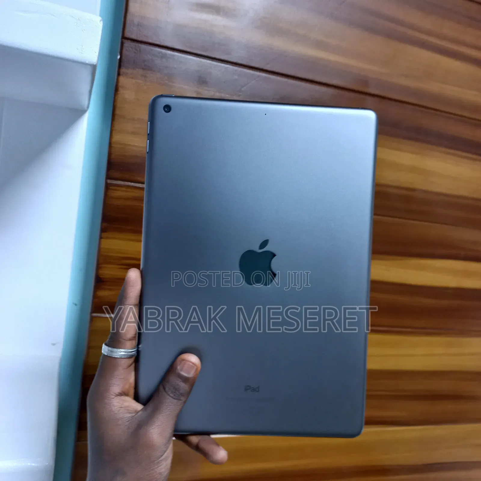 New Apple iPad (2022) 64 GB Silver