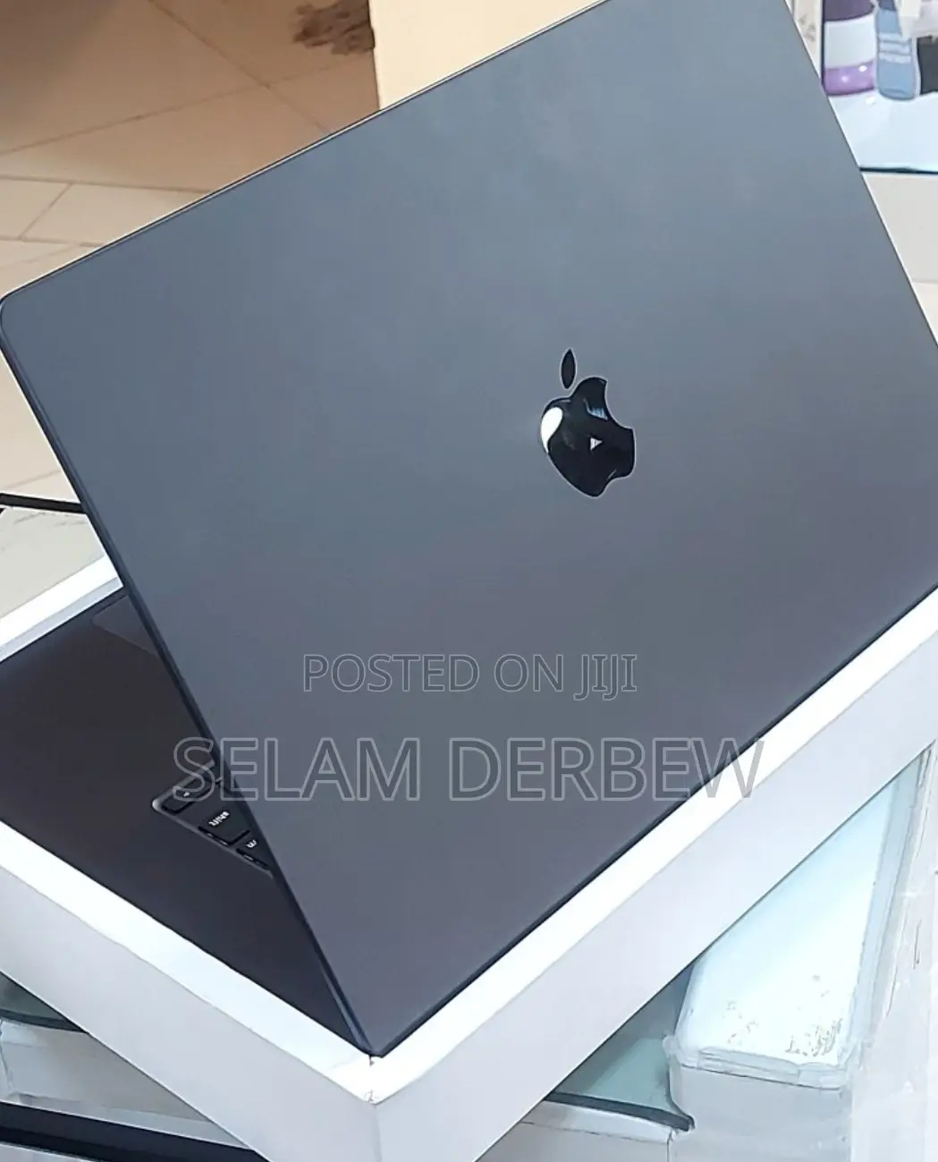 New Apple MacBook Pro 2023 M3 Max 16-Inch 18GB Apple M3 Pro SSD 512GB