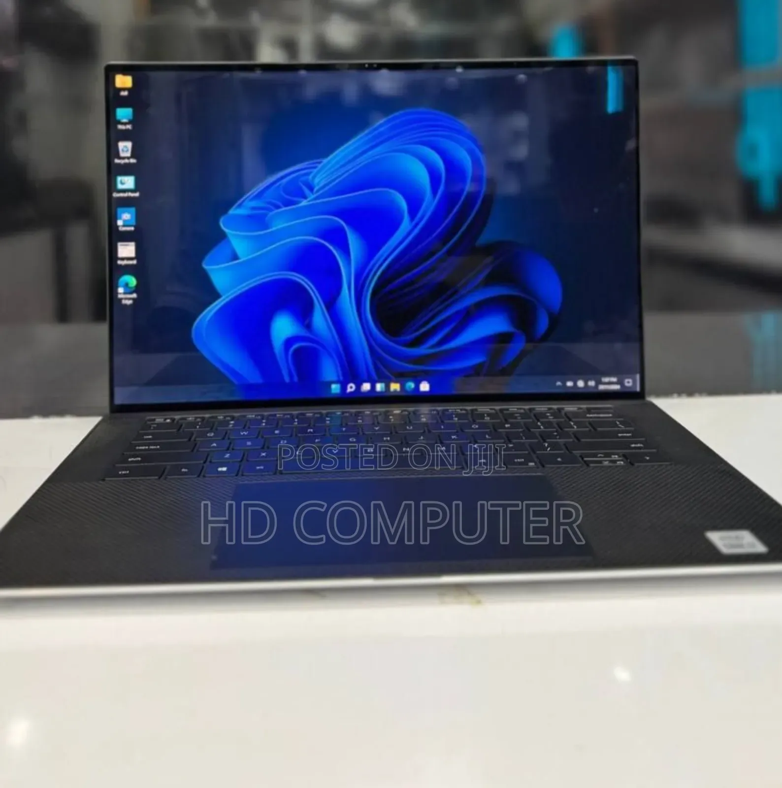 New Laptop Dell XPS 15 32GB Intel Core I7 SSD 512GB