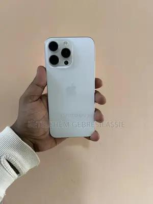 Apple iPhone 15 Pro Max 256 GB White