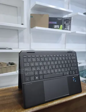 New Laptop HP Spectre 16GB Intel Core I7 SSD 1T