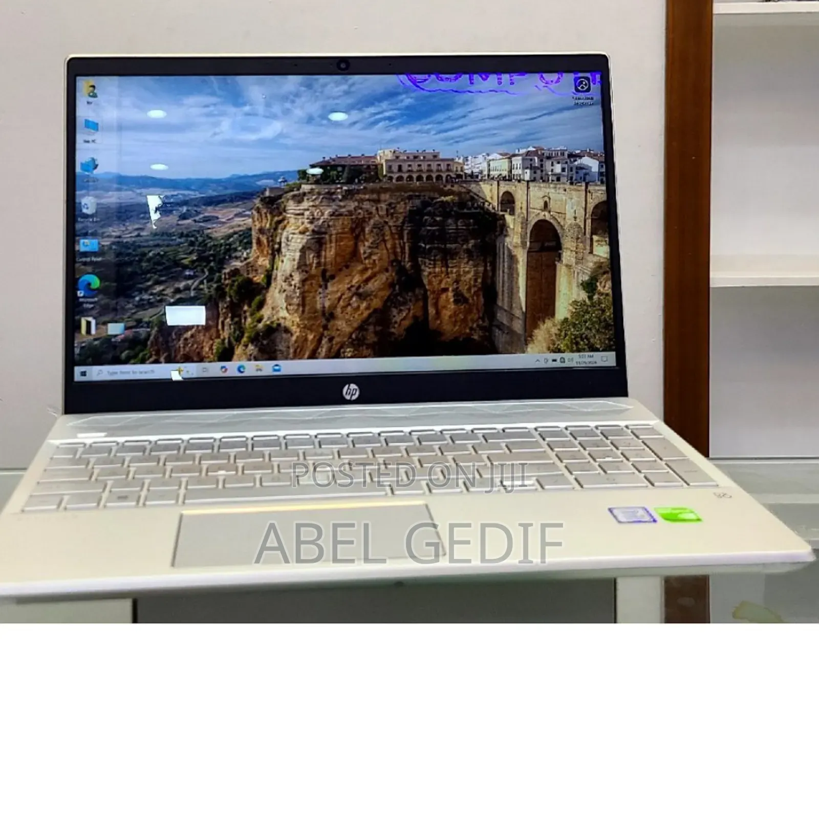 New Laptop HP Pavilion 15 8GB Intel Core I5 HDD+SSD 500GB