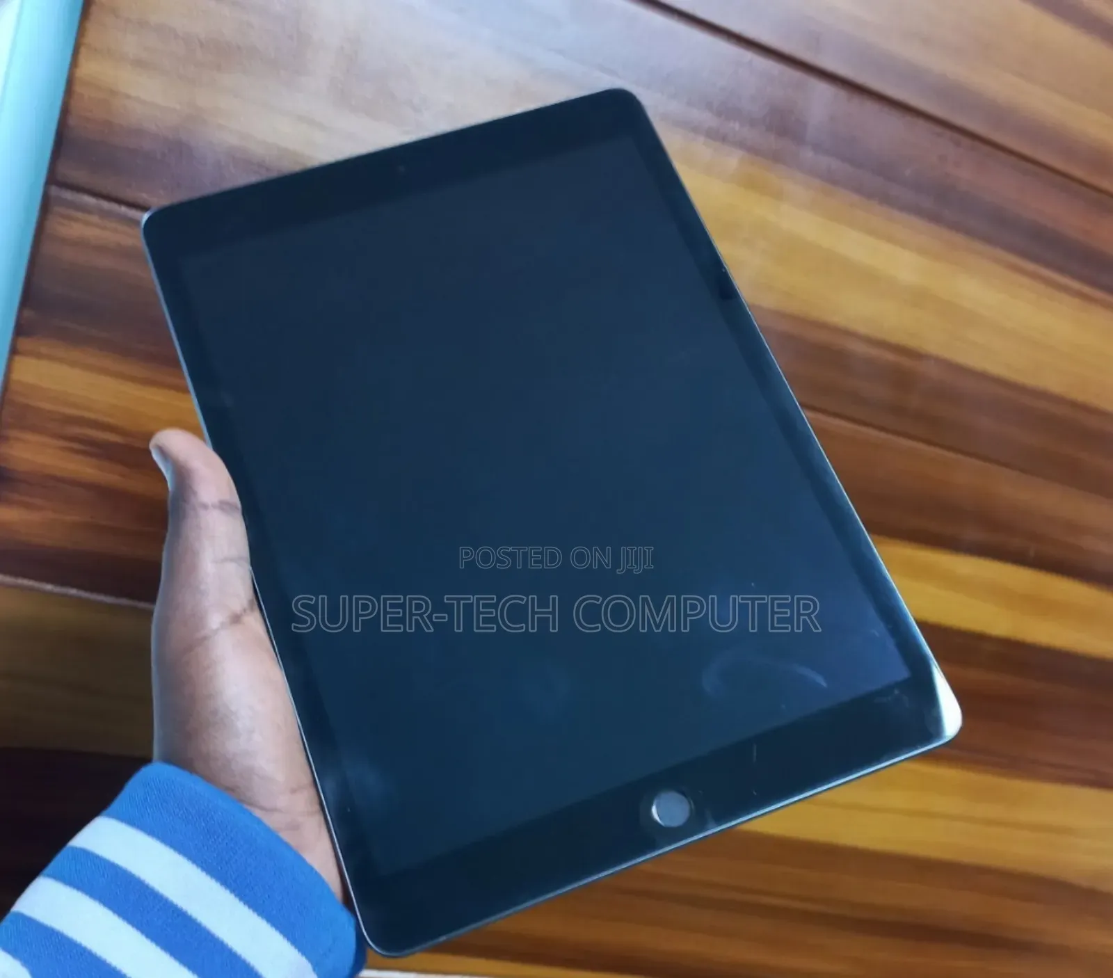 New Apple iPad 10.2 (2021) 64 GB Gray