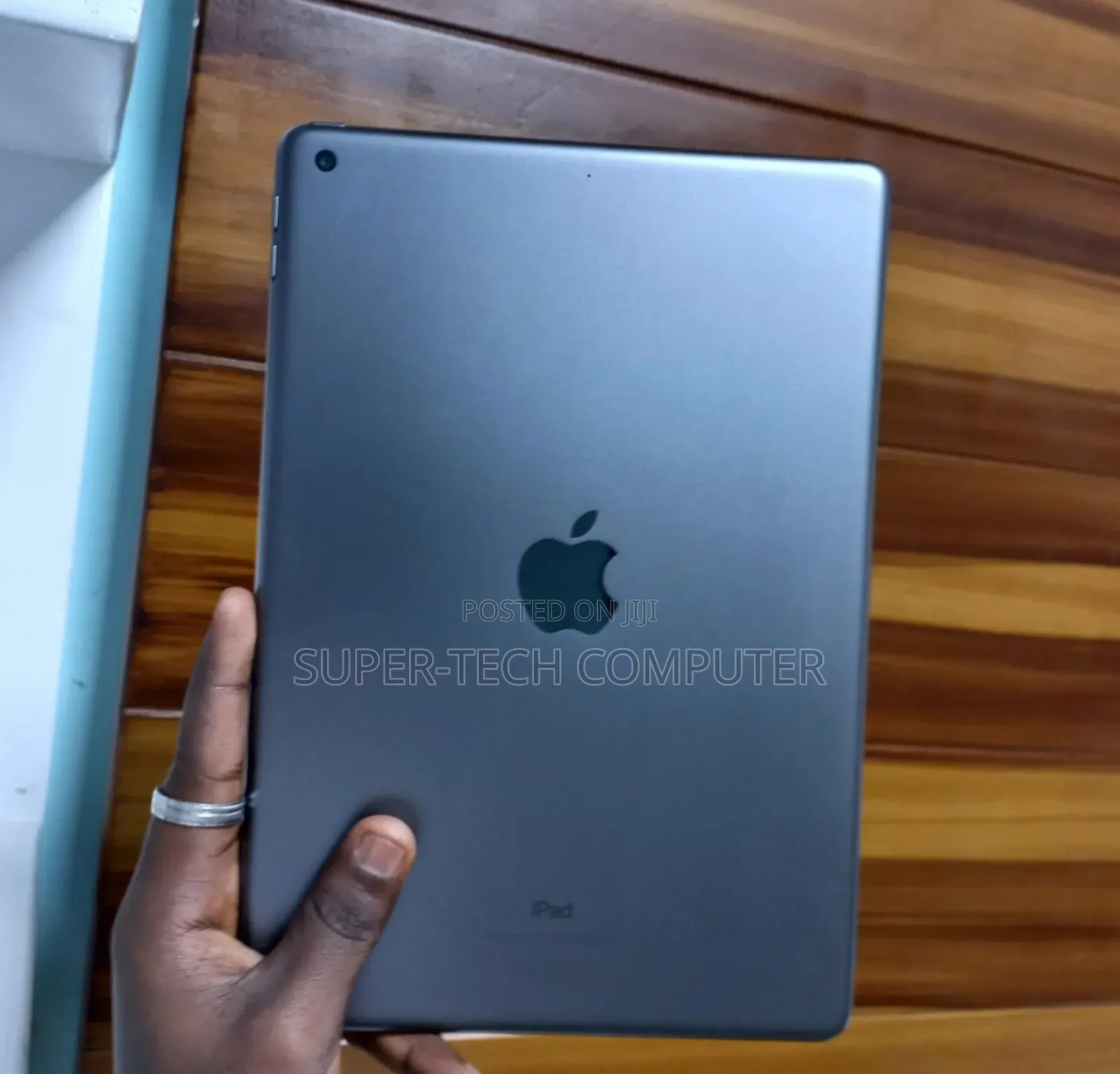 New Apple iPad 10.2 (2021) 64 GB Gray