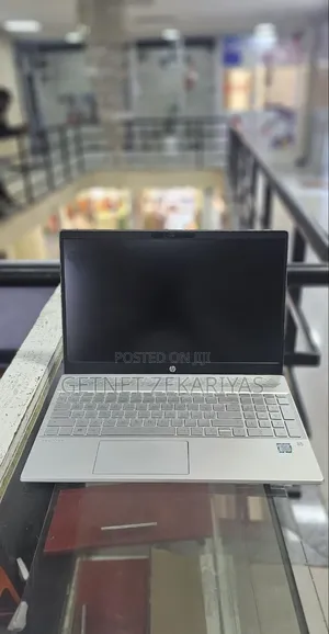 New Laptop HP Pavilion 15 8GB Intel Core I7 SSD 512GB