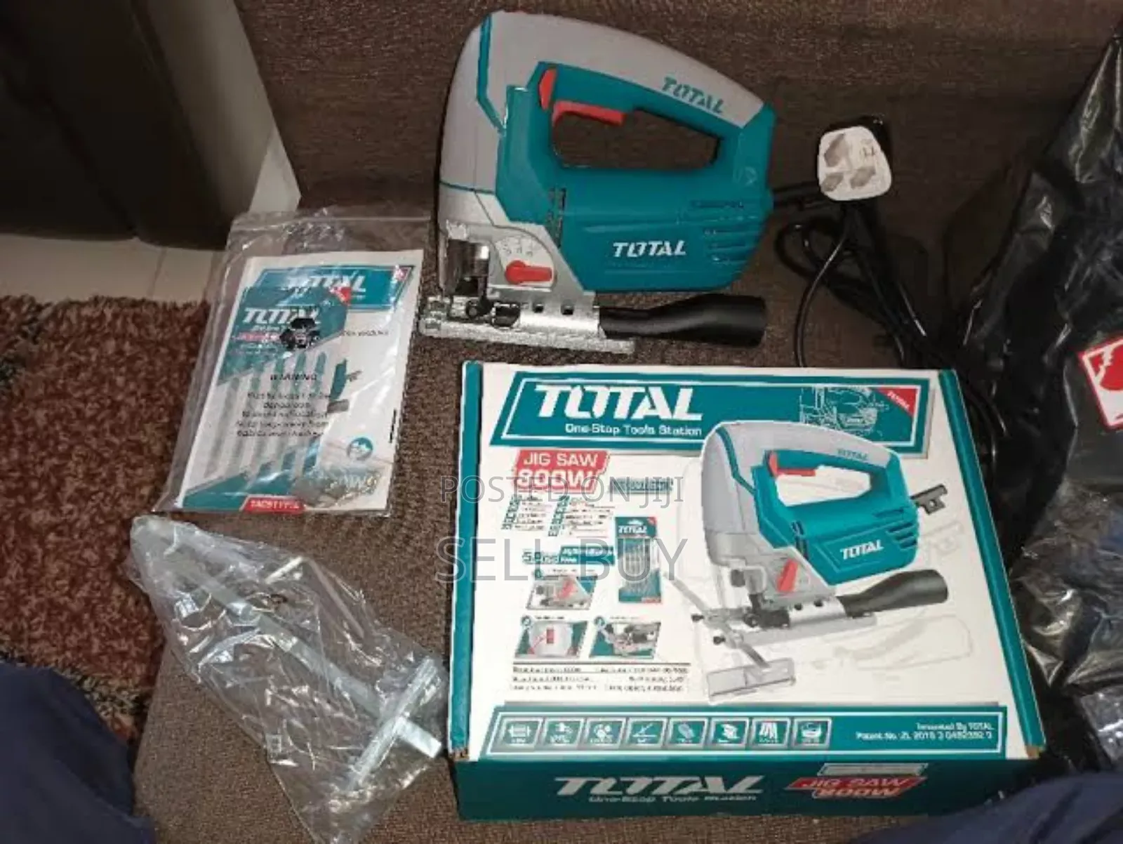 Total Jigsaw 800w