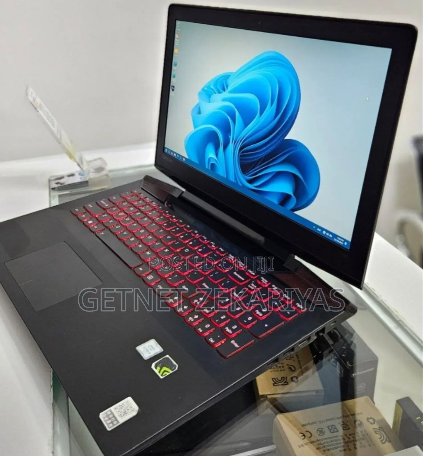 New Laptop Lenovo IdeaPad Y730 8GB Intel Core I5 HDD+SSD 128GB