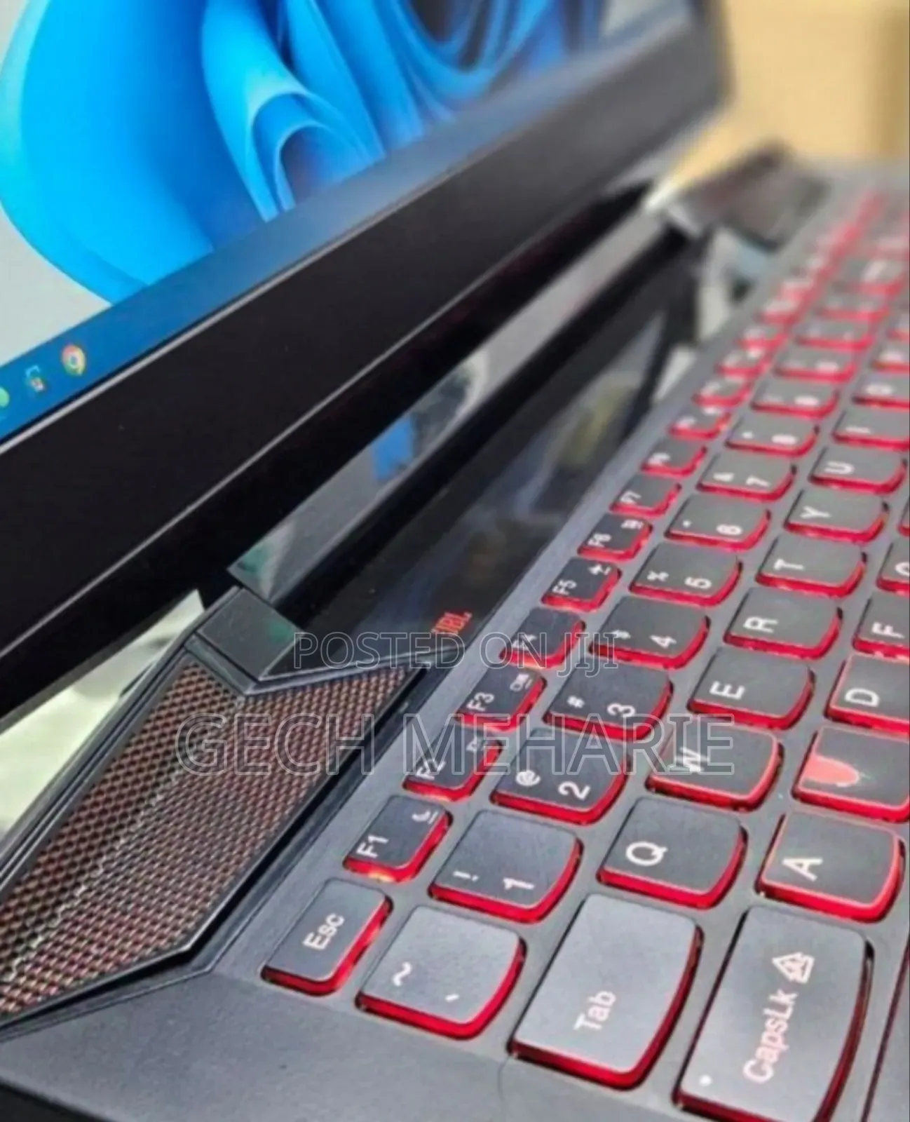 New Laptop Lenovo IdeaPad Y730 8GB Intel Core I5 SSD 128GB