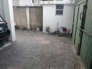 6bdrm House in Around@Nasswe, Nifas Silk-Lafto for rent