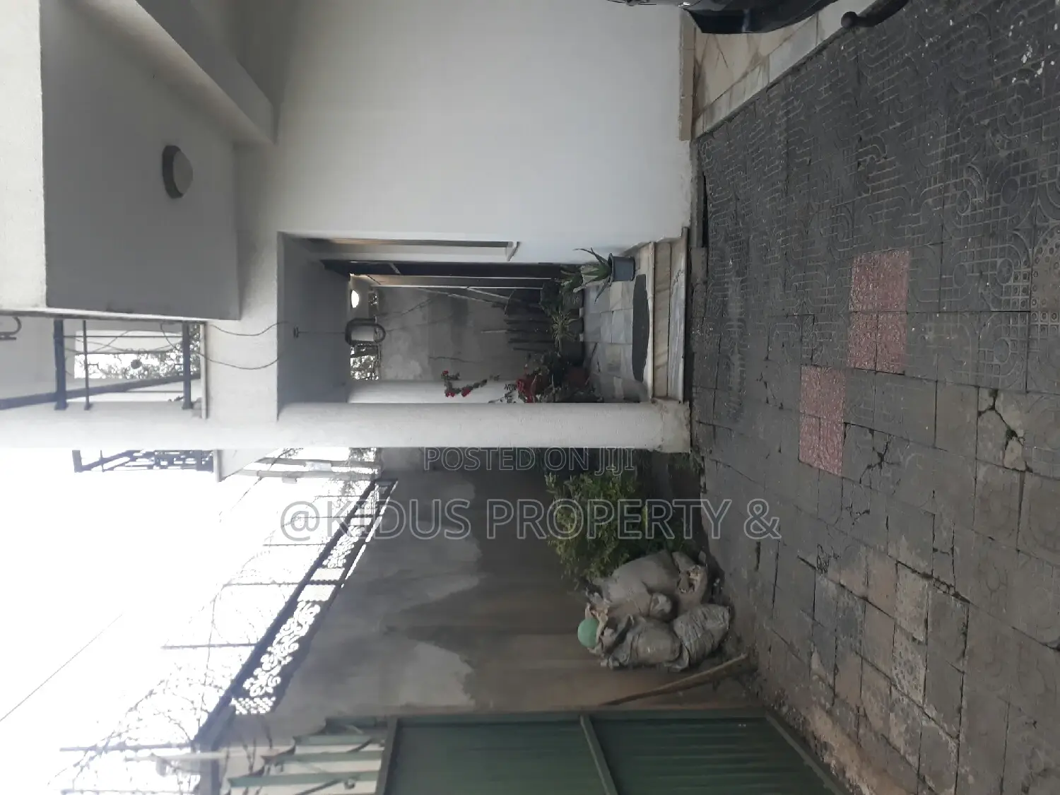 6bdrm House in Around@Nasswe, Nifas Silk-Lafto for rent