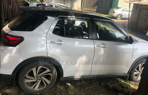 Toyota Raize 2023 White