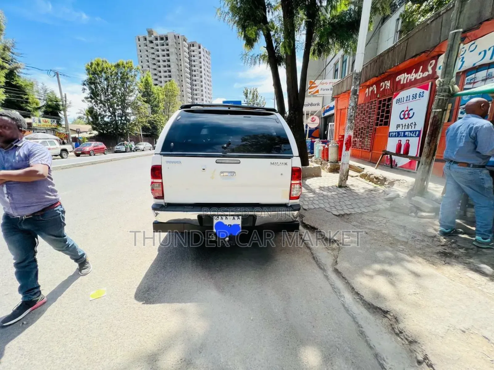 Toyota Hilux 2013 White