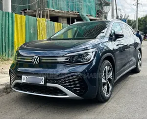 Volkswagen ID.6 2023 Gray