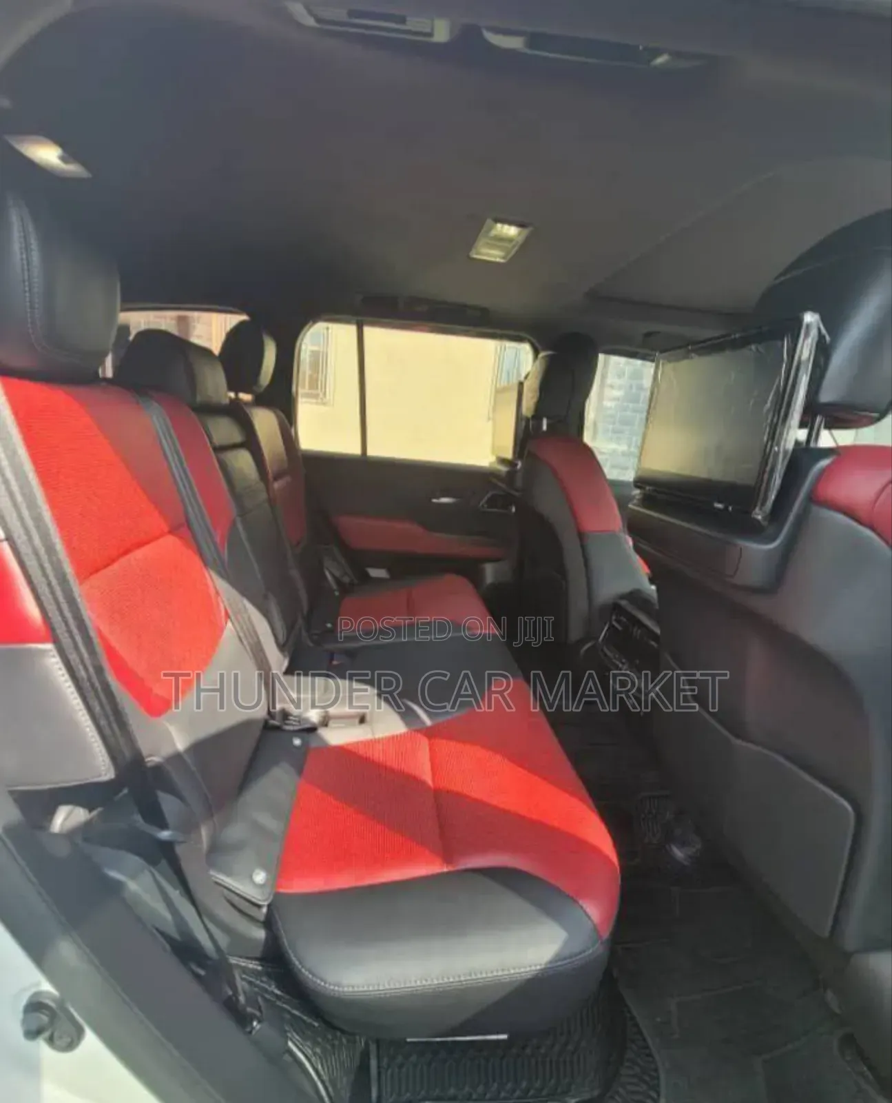 Toyota Land Cruiser 2023 White