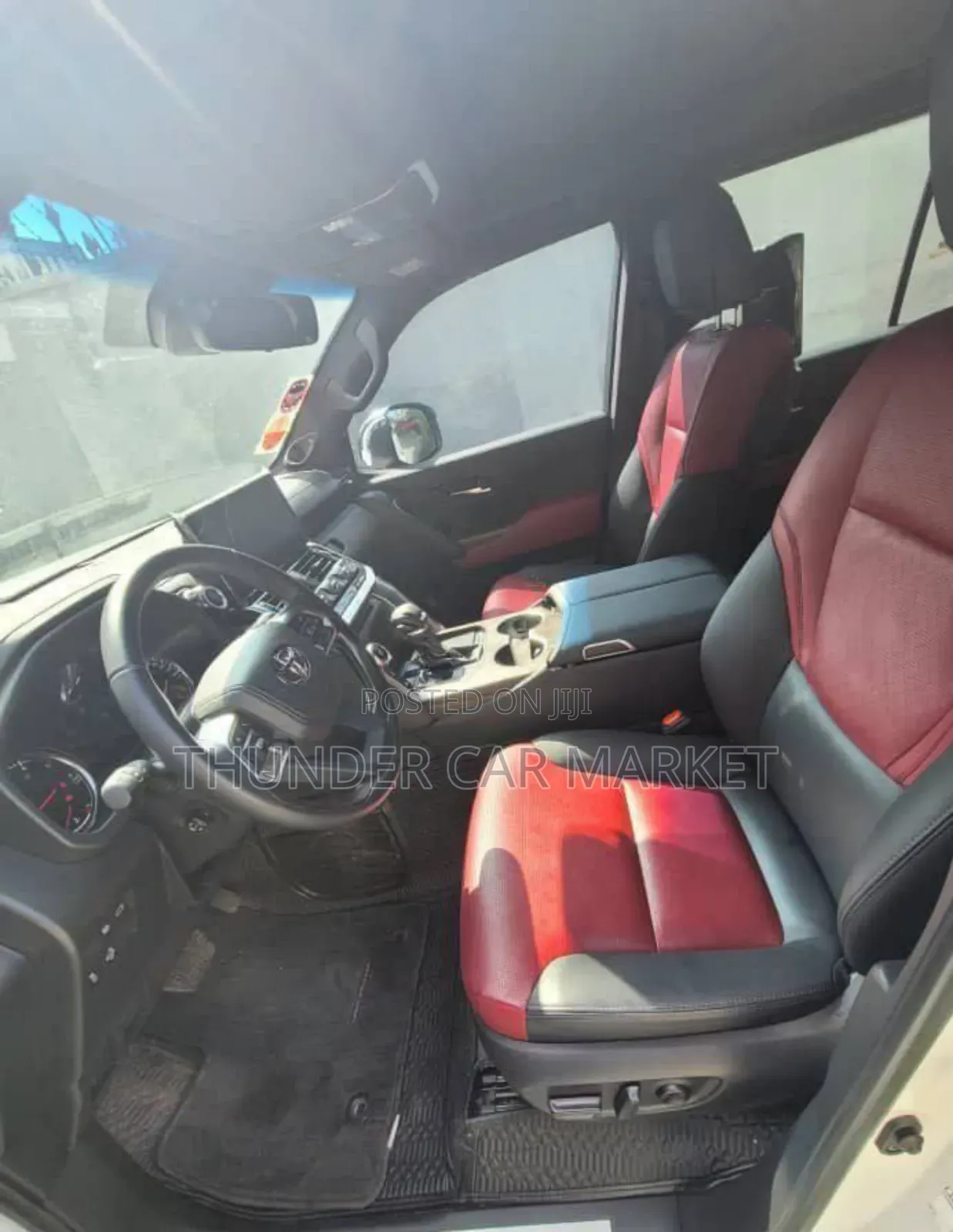 Toyota Land Cruiser 2023 White