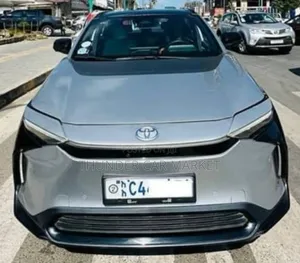 Toyota bZ4X 2023 Gray