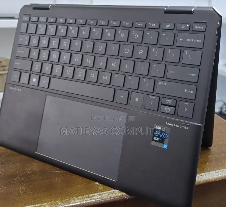 New Laptop HP Spectre 16GB Intel Core I7 SSD 1T