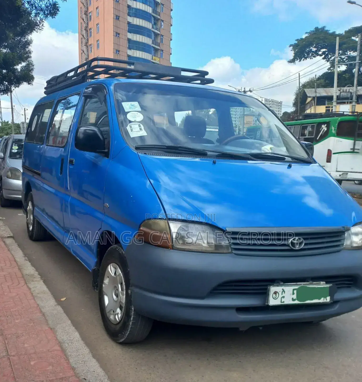 Toyota HiAce 2006 Blue
