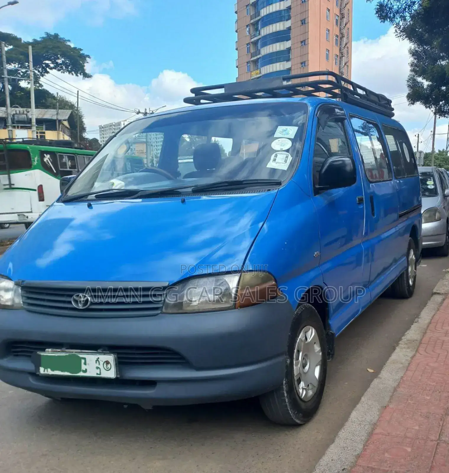Toyota HiAce 2006 Blue
