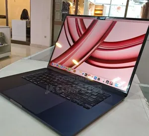 Photo - New Laptop Apple MacBook Air 2022 M2 8GB Apple M2 SSD 512GB